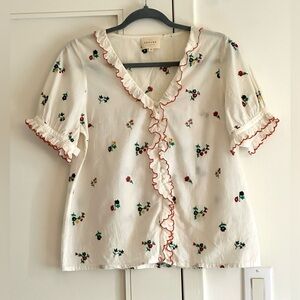 Sézane Embroidered Ruffle Blouse Size 38 US 6 White Floral Cotton Paris Chic Top